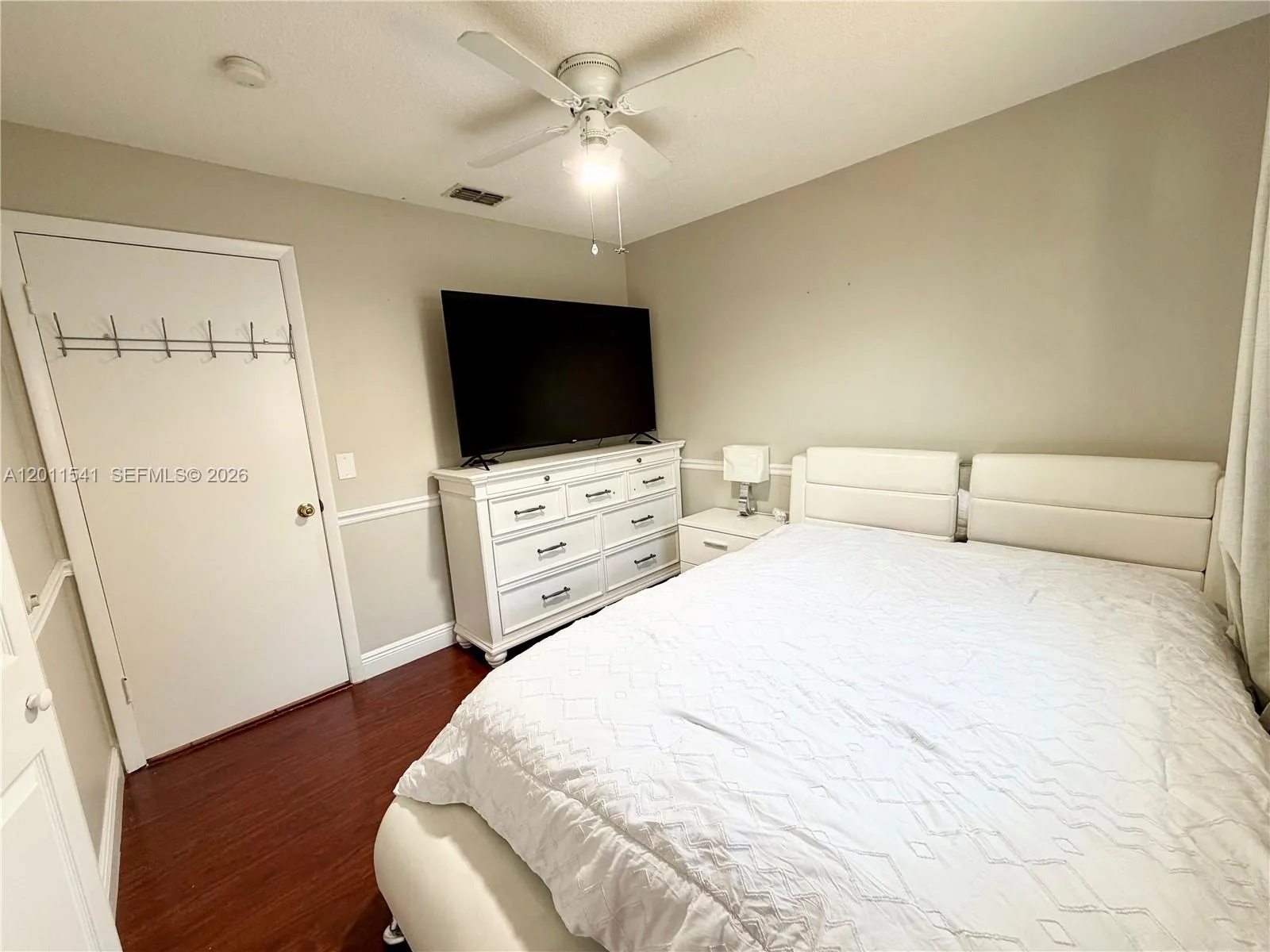 143 VALLEY CIR, Tampa, FL 33510 photo 10