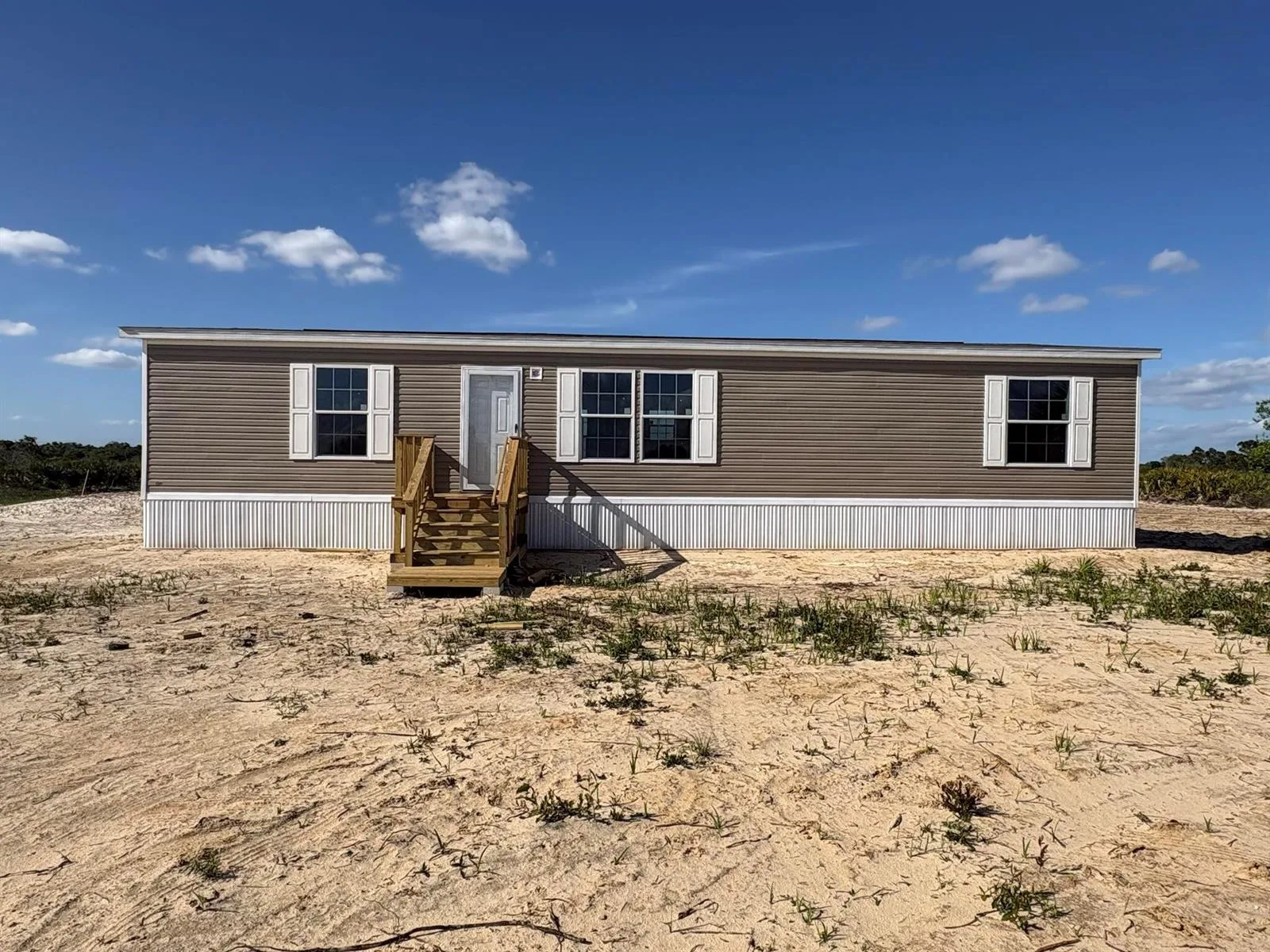 19033 NW 262nd Street, Okeechobee, FL 34972