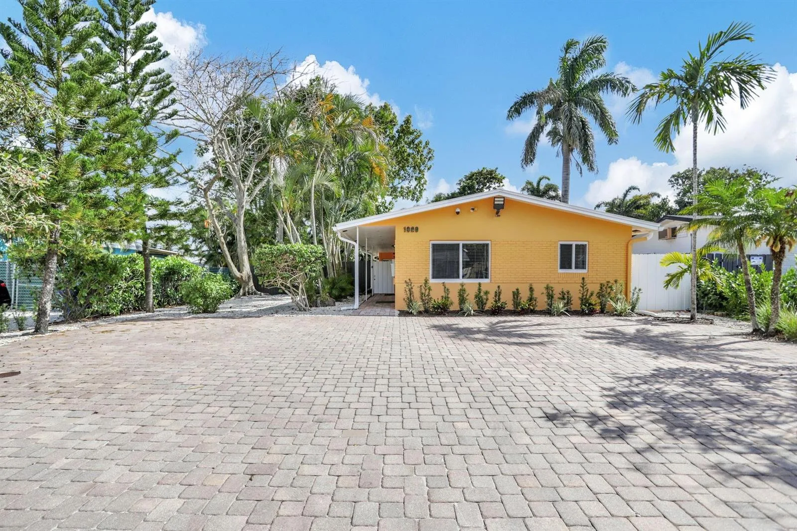 1000 SW 30th Street # 1, Fort Lauderdale, FL 33315