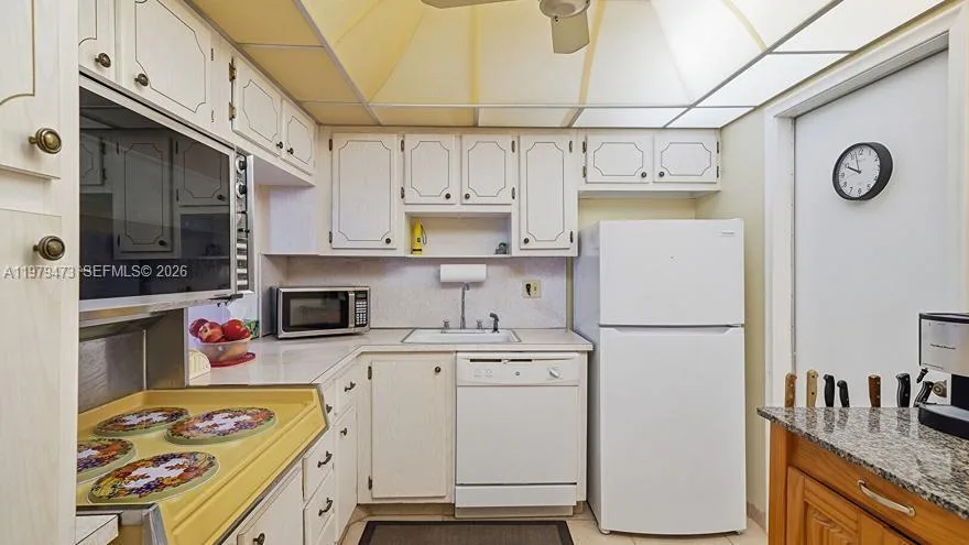 1825 S Ocean Dr # 811, Hallandale Beach, FL 33009 photo 11