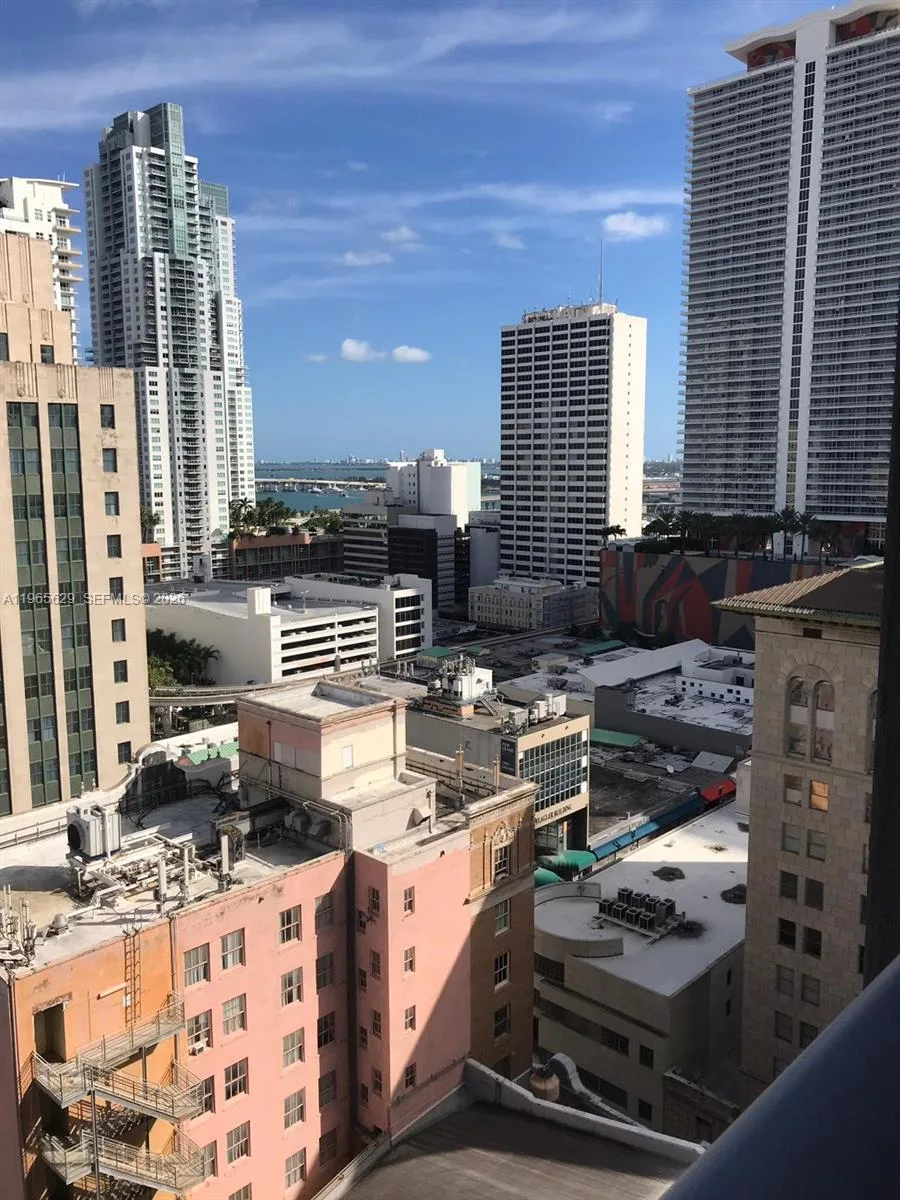 151 SE 1st St # 1808, Miami, FL 33131 photo 11