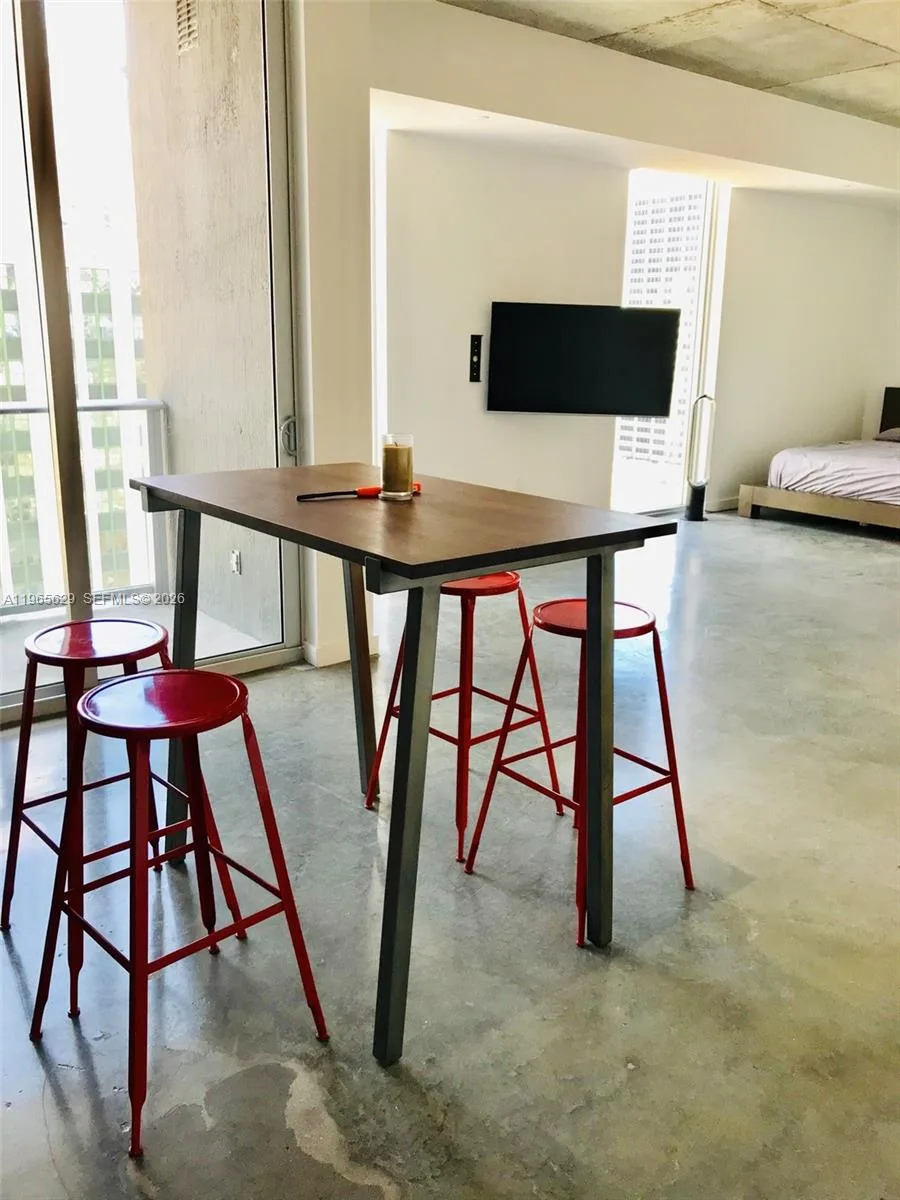 151 SE 1st St # 1808, Miami, FL 33131 photo 4