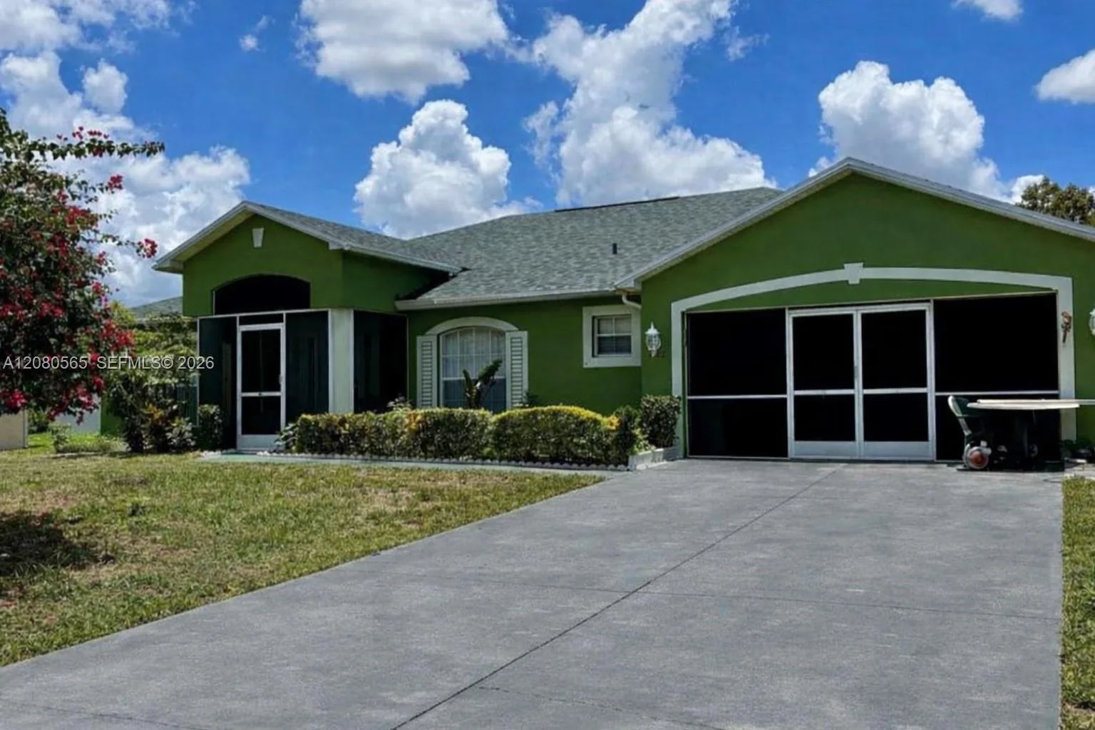 1122 MCKINLEY AVE, Lehigh Acres, FL 33972