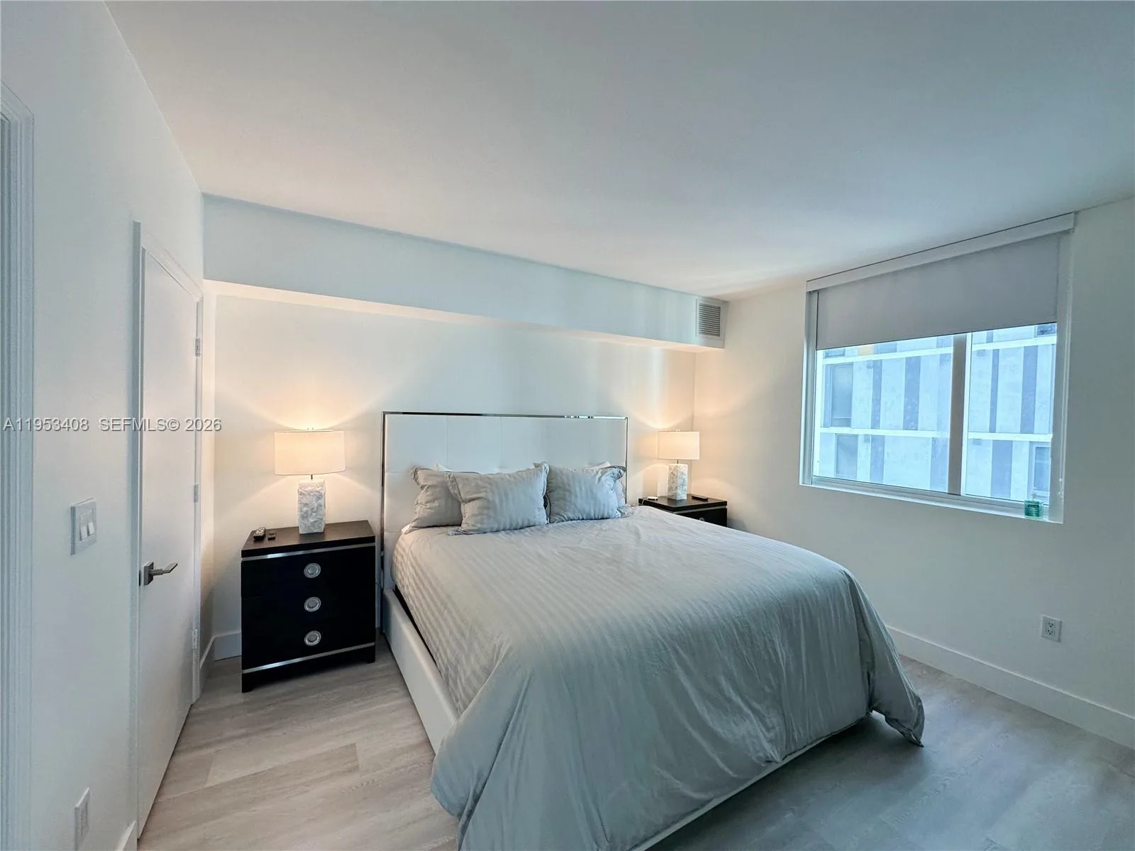 55 SE 6th St # 1601, Miami, FL 33131 photo 12