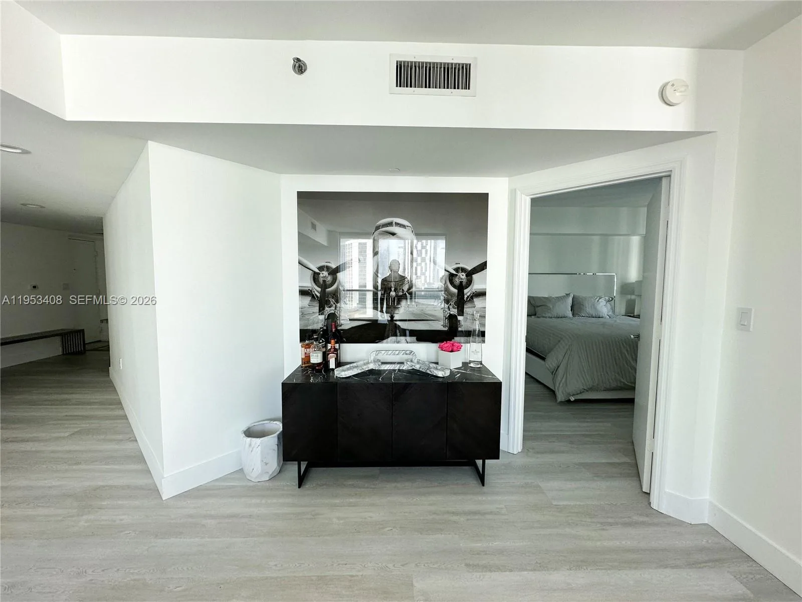 55 SE 6th St # 1601, Miami, FL 33131 photo 5
