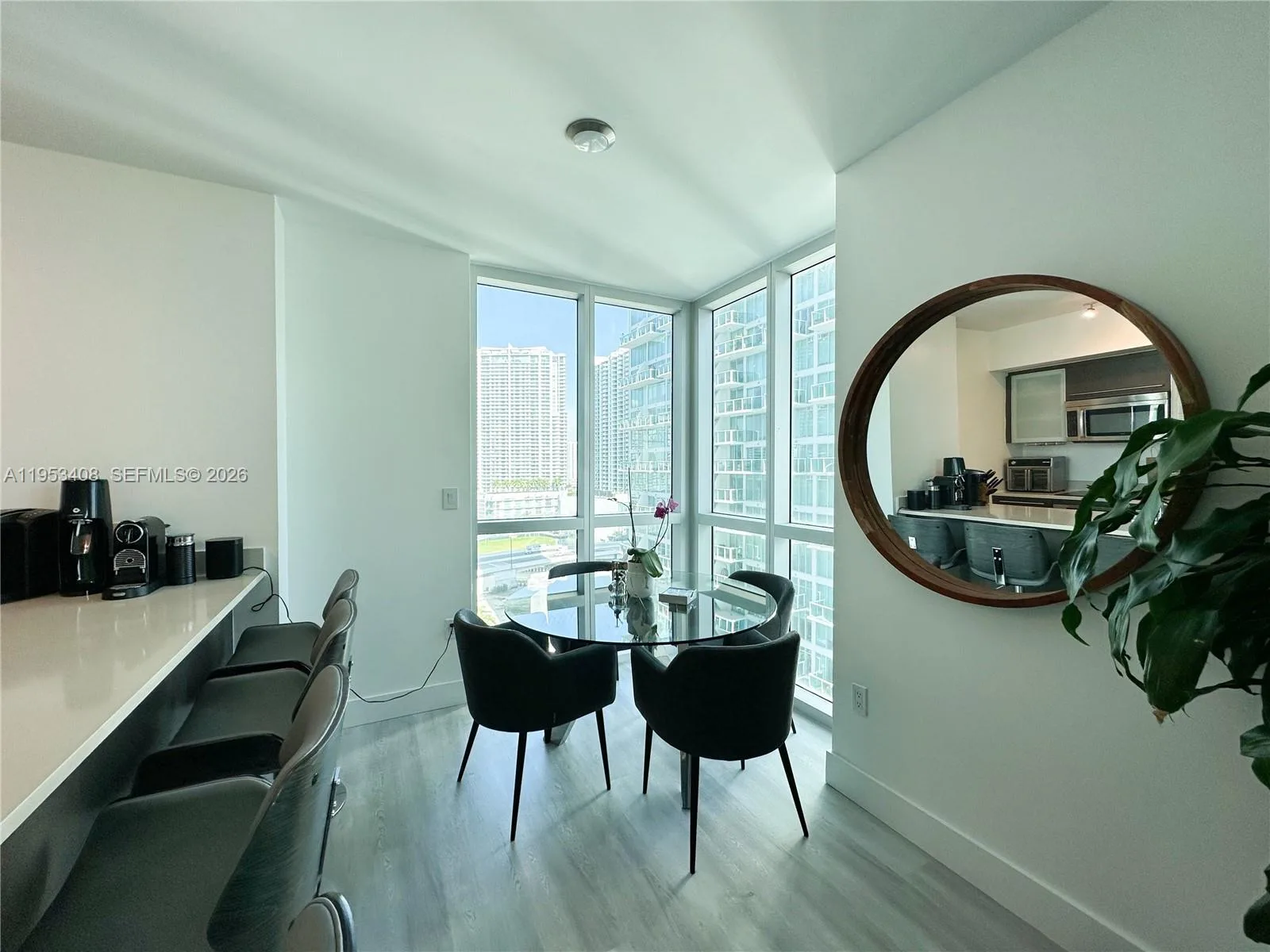 55 SE 6th St # 1601, Miami, FL 33131 photo 7