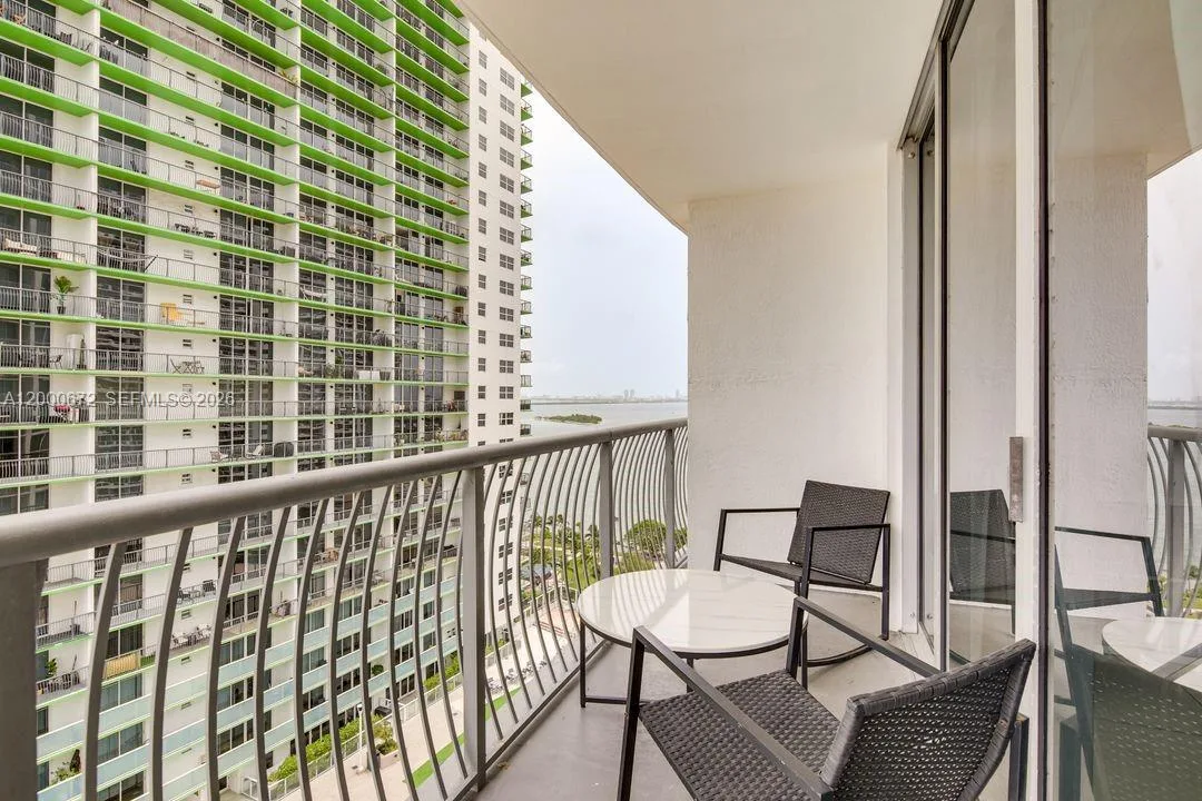 1750 N Bayshore Dr # 1909, Miami, FL 33132
