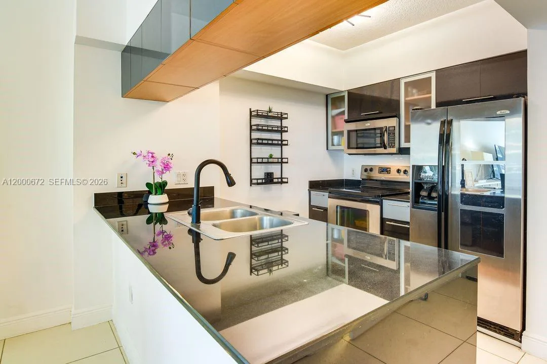 1750 N Bayshore Dr # 1909, Miami, FL 33132 photo 3
