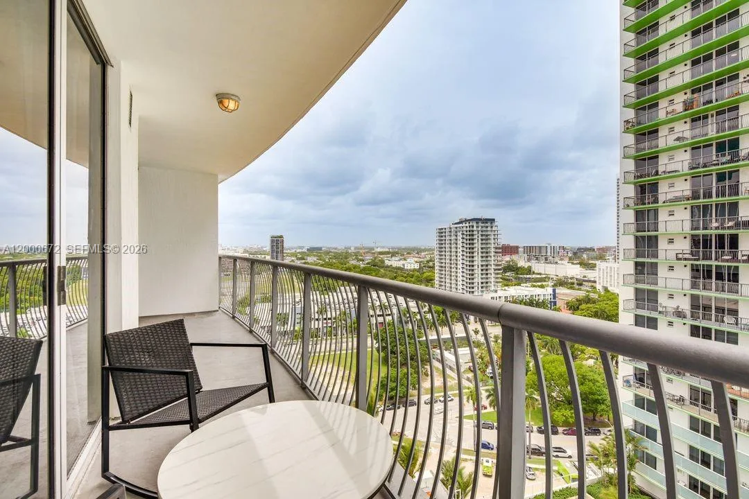 1750 N Bayshore Dr # 1909, Miami, FL 33132 photo 4