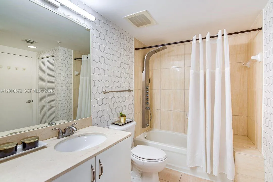 1750 N Bayshore Dr # 1909, Miami, FL 33132 photo 7