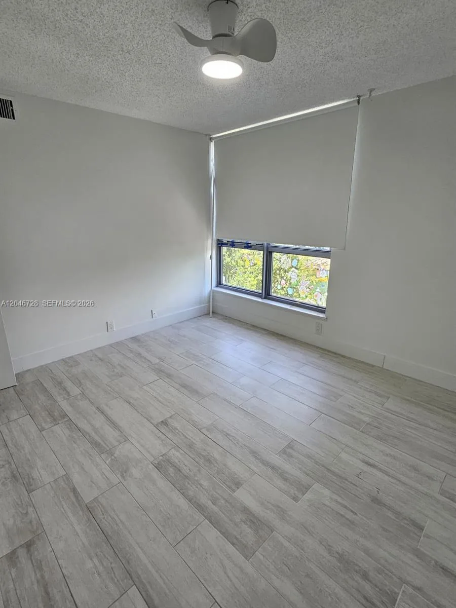 3530 Mystic Pointe Dr # 405, Aventura, FL 33180 photo 13