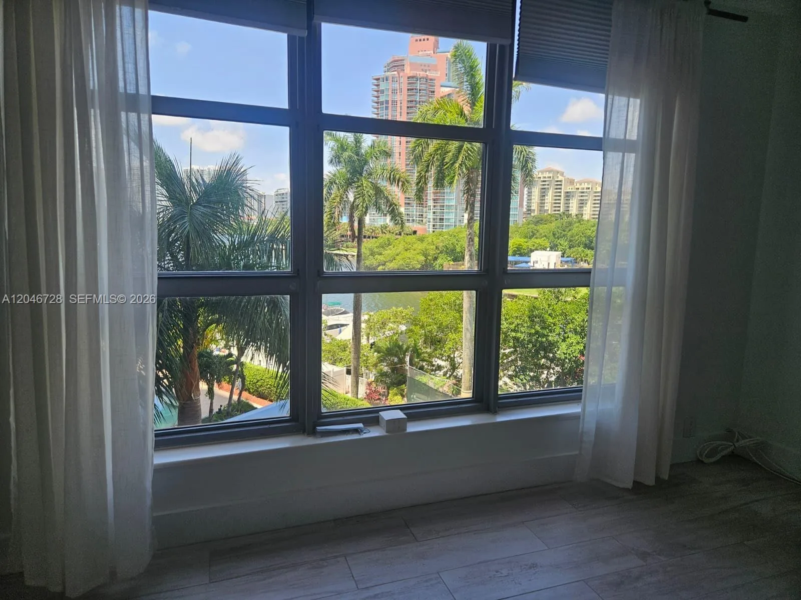3530 Mystic Pointe Dr # 405, Aventura, FL 33180 photo 6