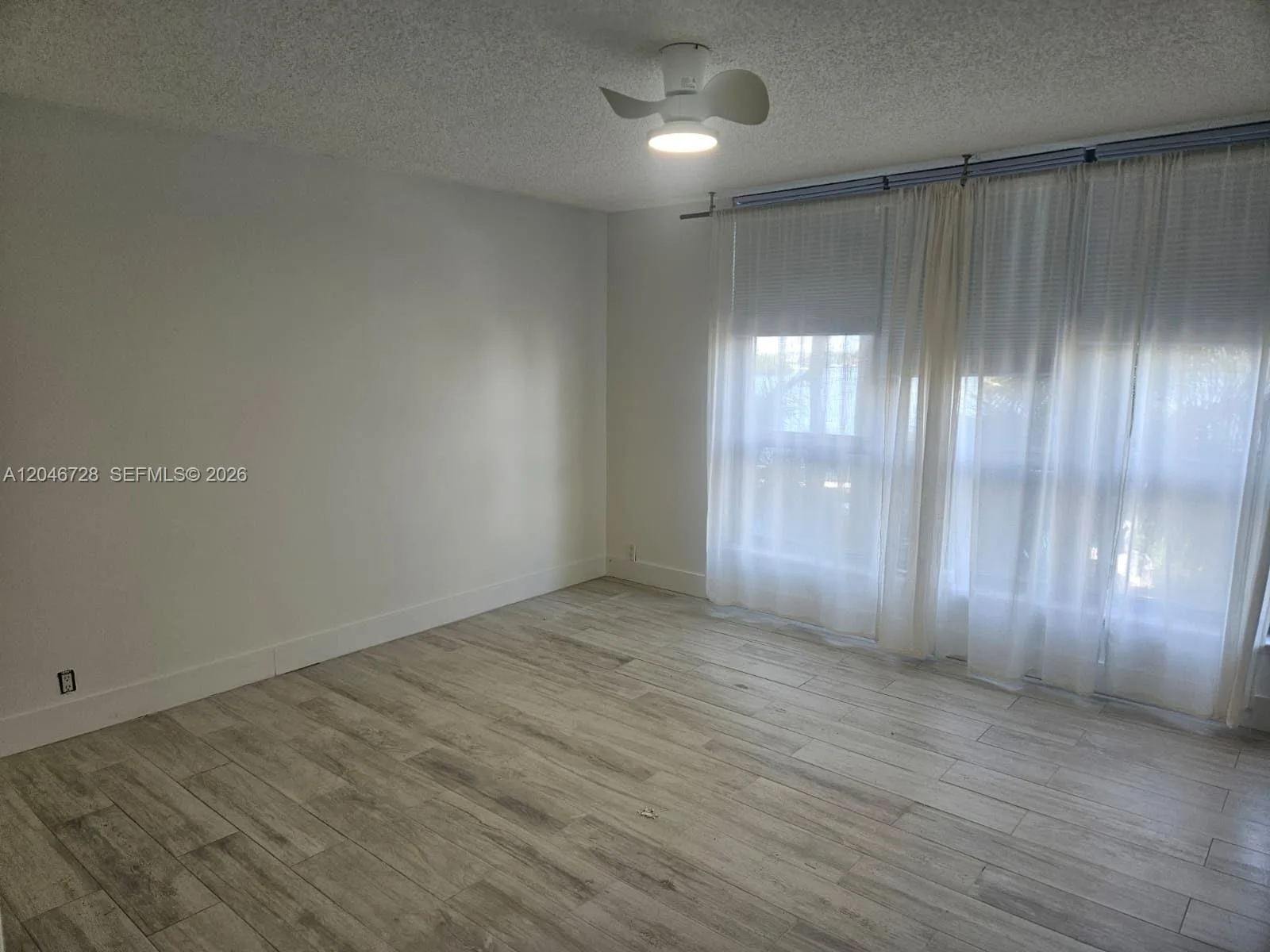3530 Mystic Pointe Dr # 405, Aventura, FL 33180 photo 7