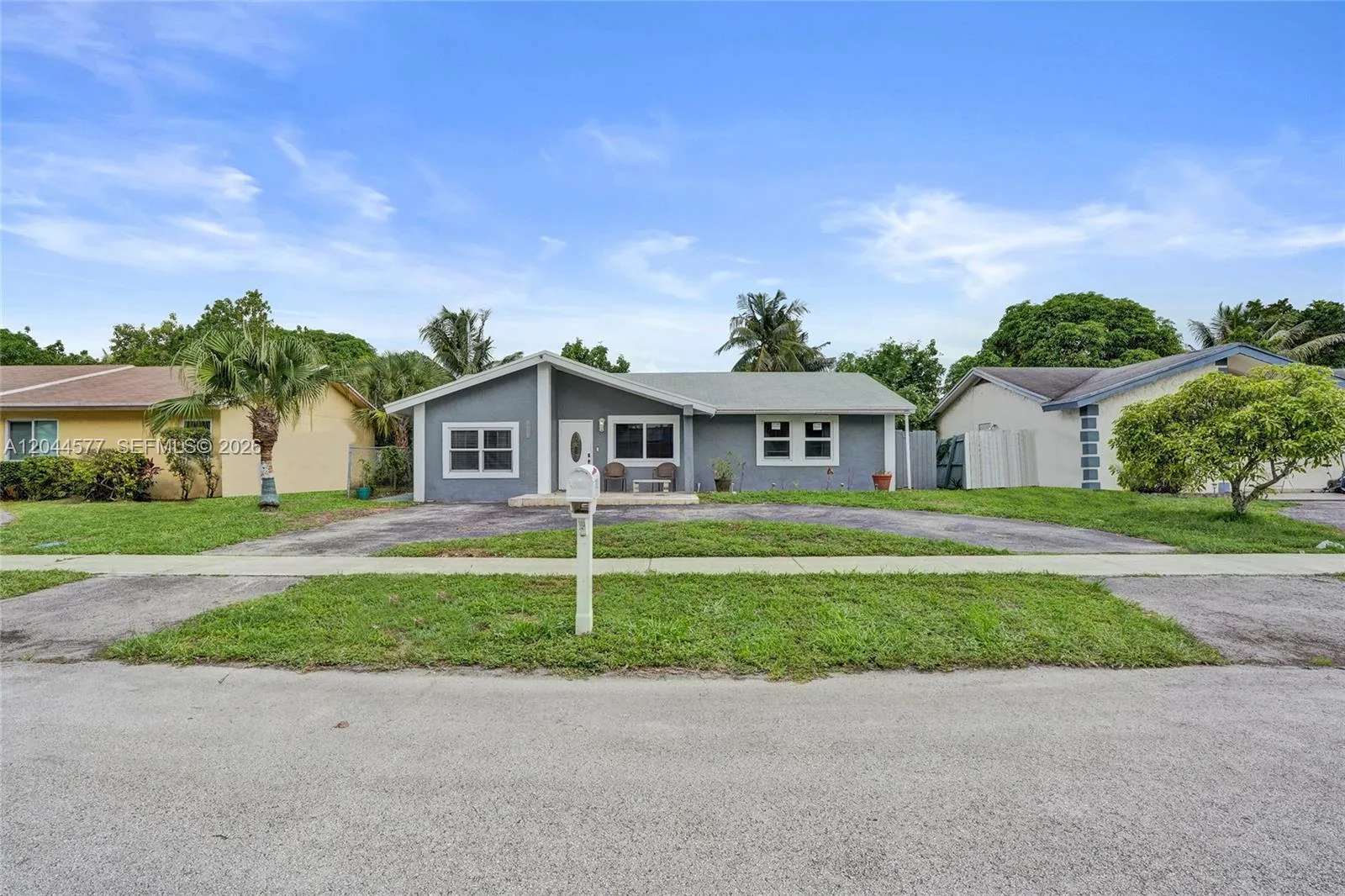7812 SW 7th Pl, North Lauderdale, FL 33068