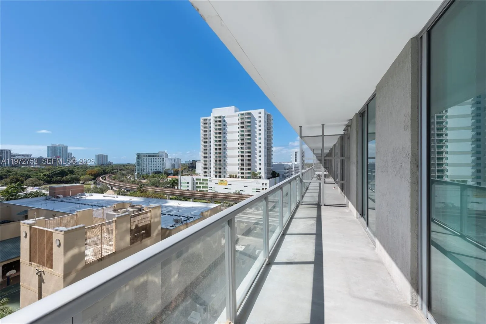 79 SW 12th St # 1105-S, Miami, FL 33130 photo 3