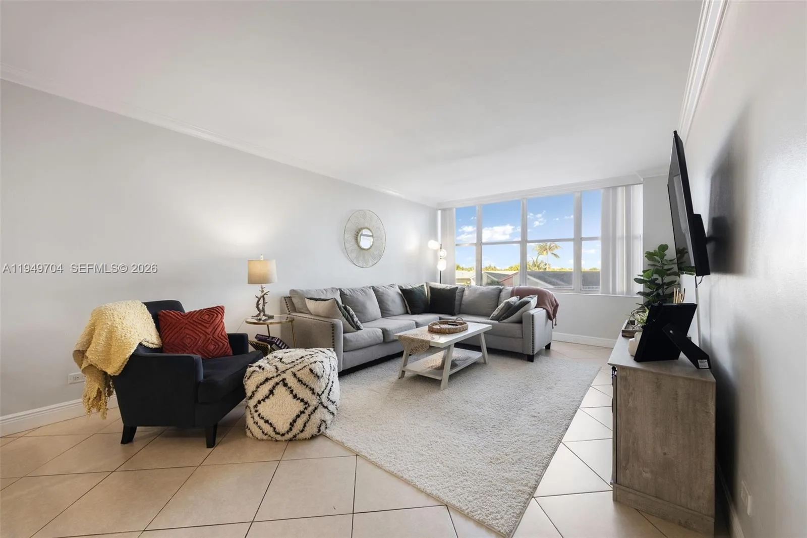 7441 Wayne Ave # 2B, Miami Beach, FL 33141