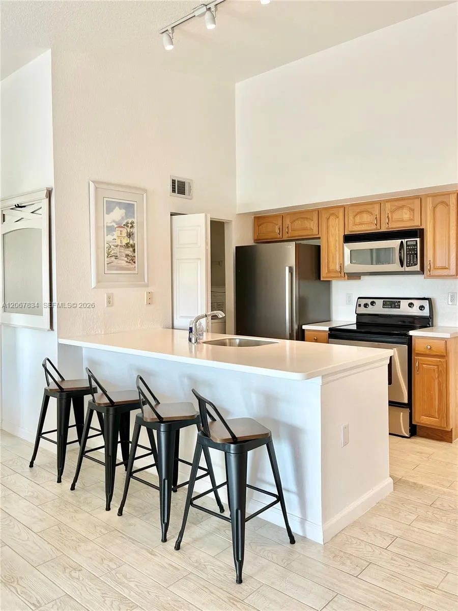 221 SW Palm Dr # 306, Saint Lucie West, FL 34986 — zdjęcie 3