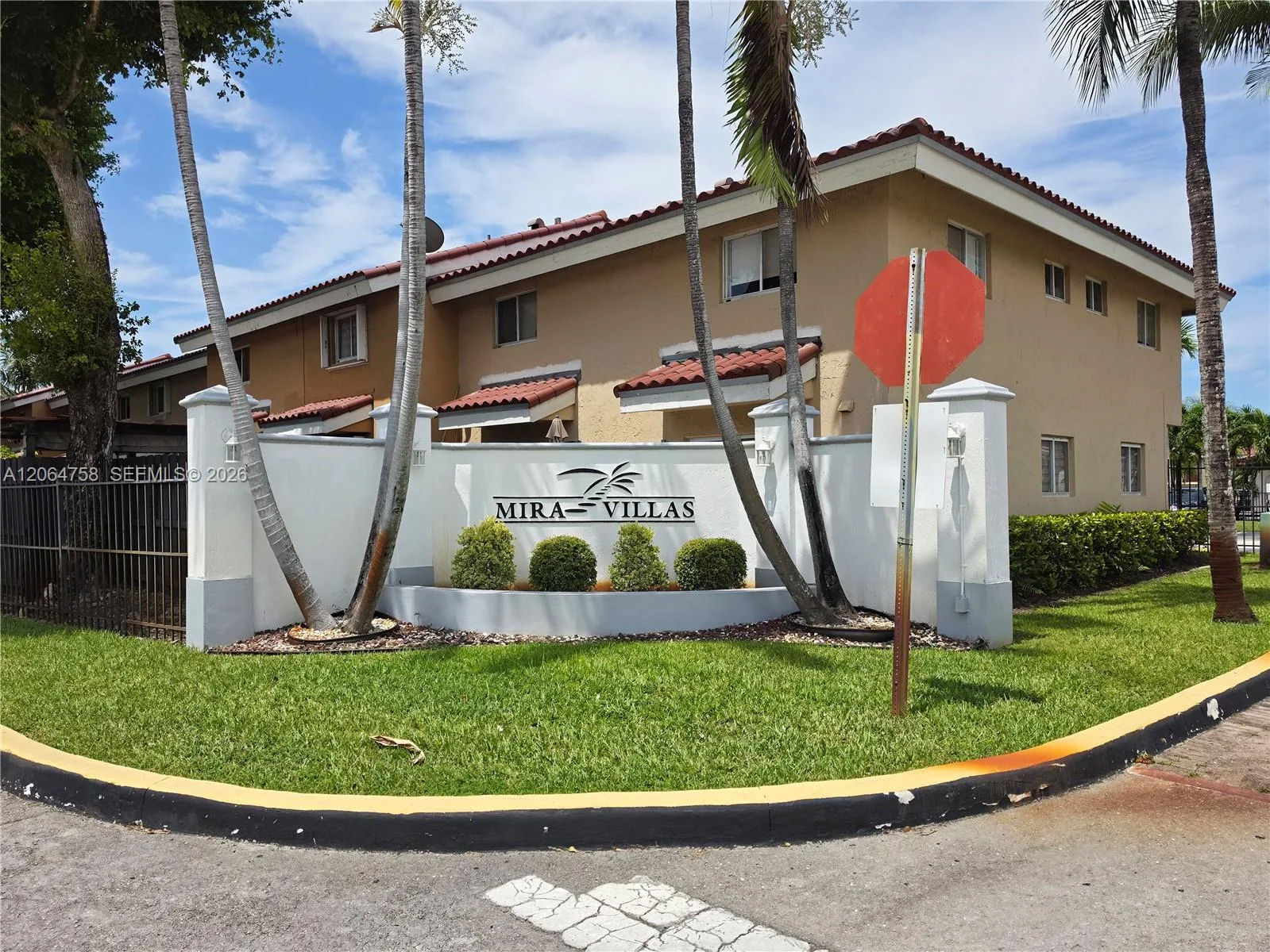 560 NW 82nd Pl # 306, Miami, FL 33126