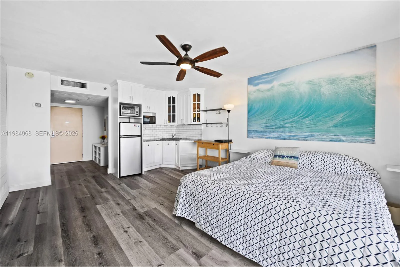 19201 Collins Ave # 511, Sunny Isles Beach, FL 33160 photo 5
