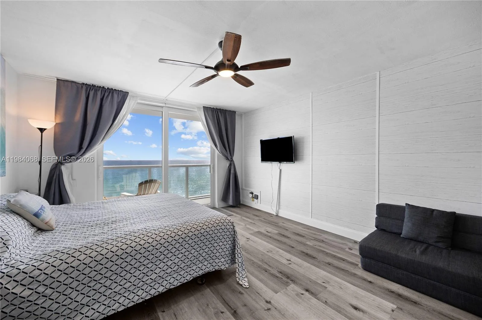 19201 Collins Ave # 511, Sunny Isles Beach, FL 33160 photo 6