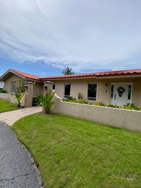 9760 SW 128th St, Miami, FL 33176