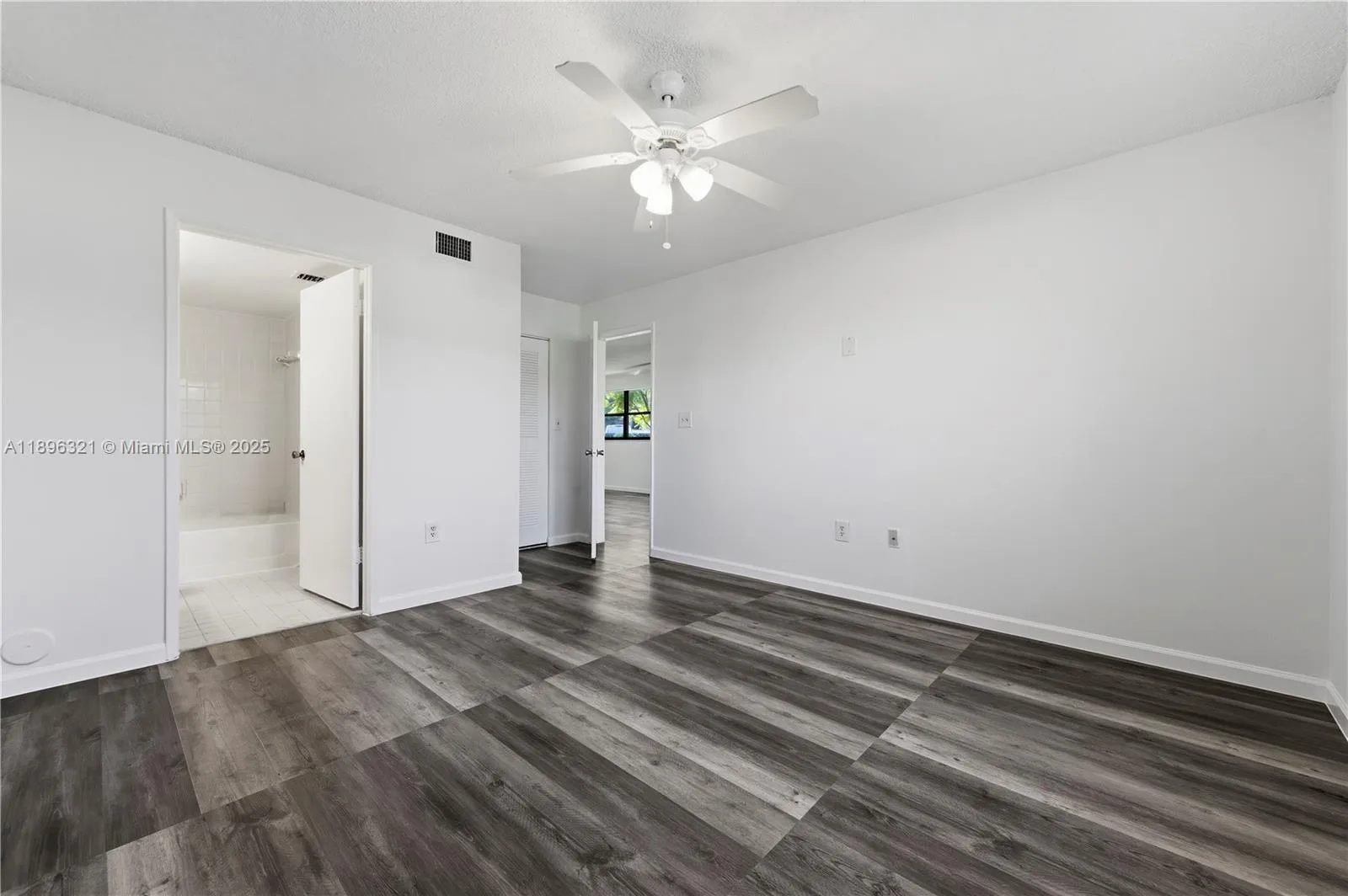 9877 Nob Hill Ct # 9877, Sunrise, FL 33351 photo 10