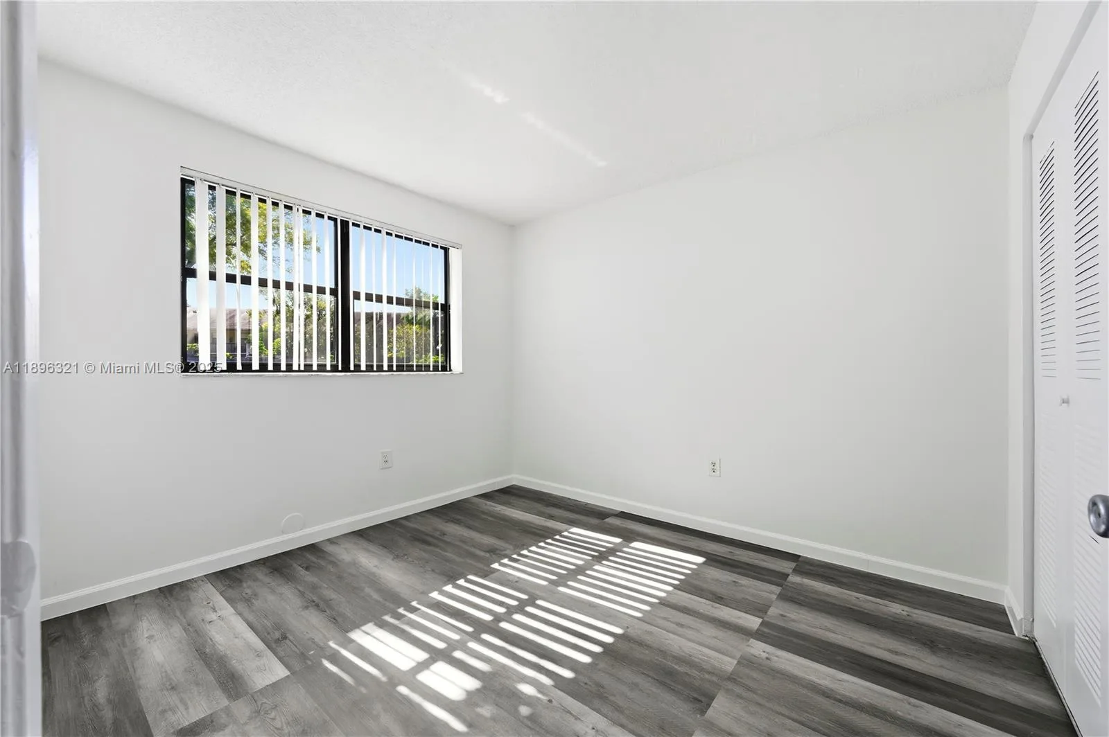 9877 Nob Hill Ct # 9877, Sunrise, FL 33351 photo 11