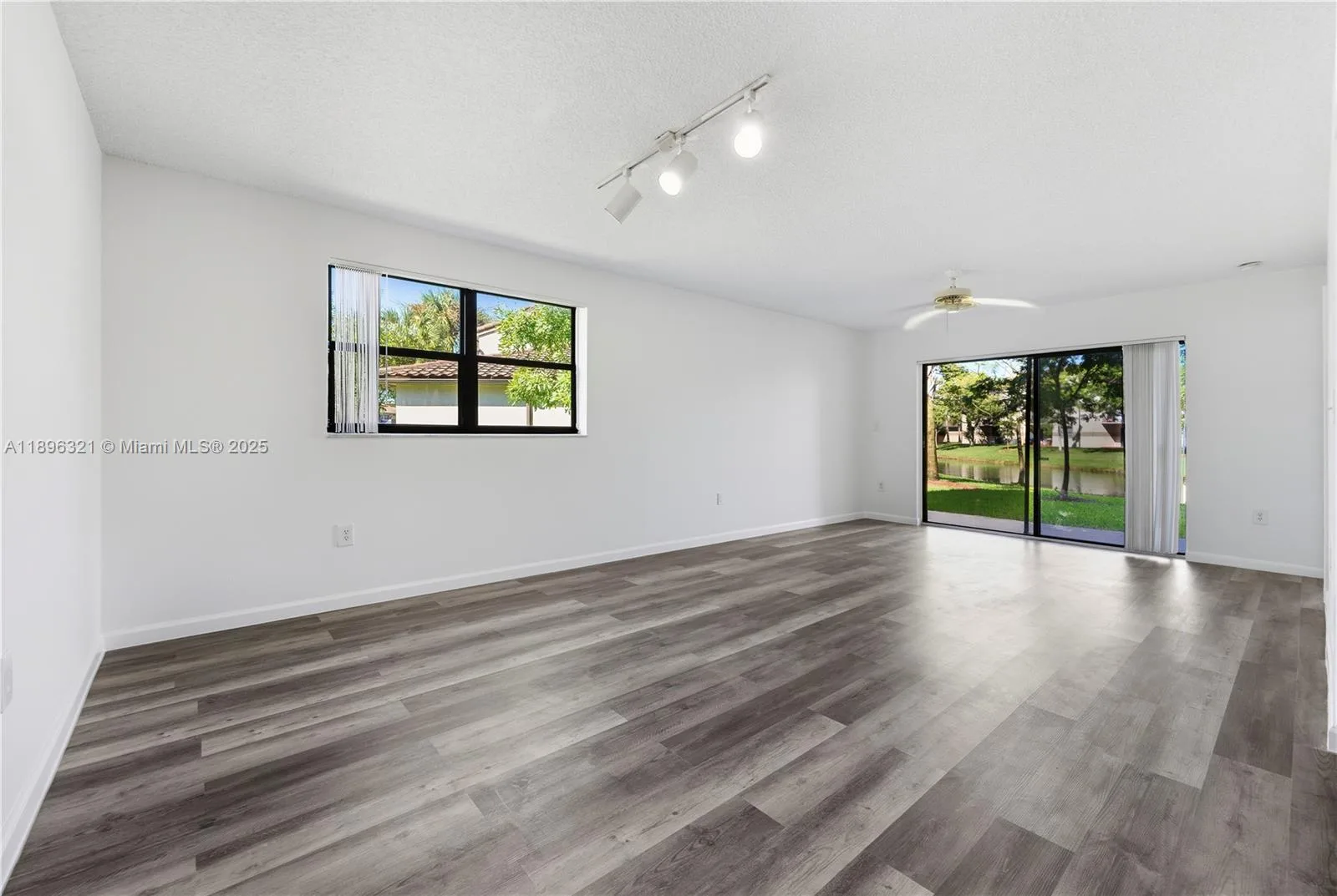 9877 Nob Hill Ct # 9877, Sunrise, FL 33351 photo 3