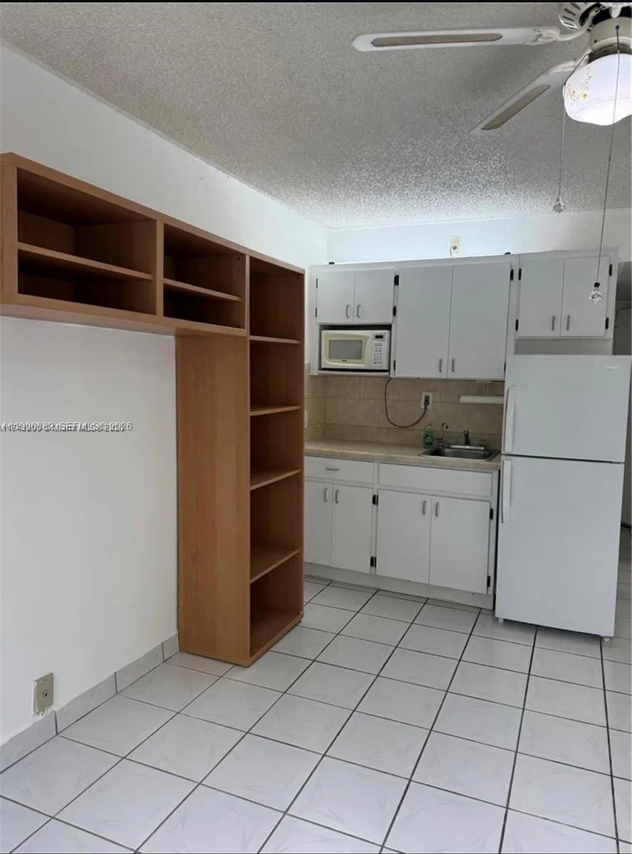 6484 Indian Creek Dr # 107, Miami Beach, FL 33141 photo 4