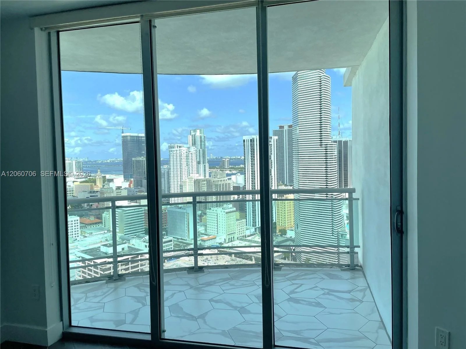 350 S Miami Ave # 3713, Miami, FL 33130 photo 8