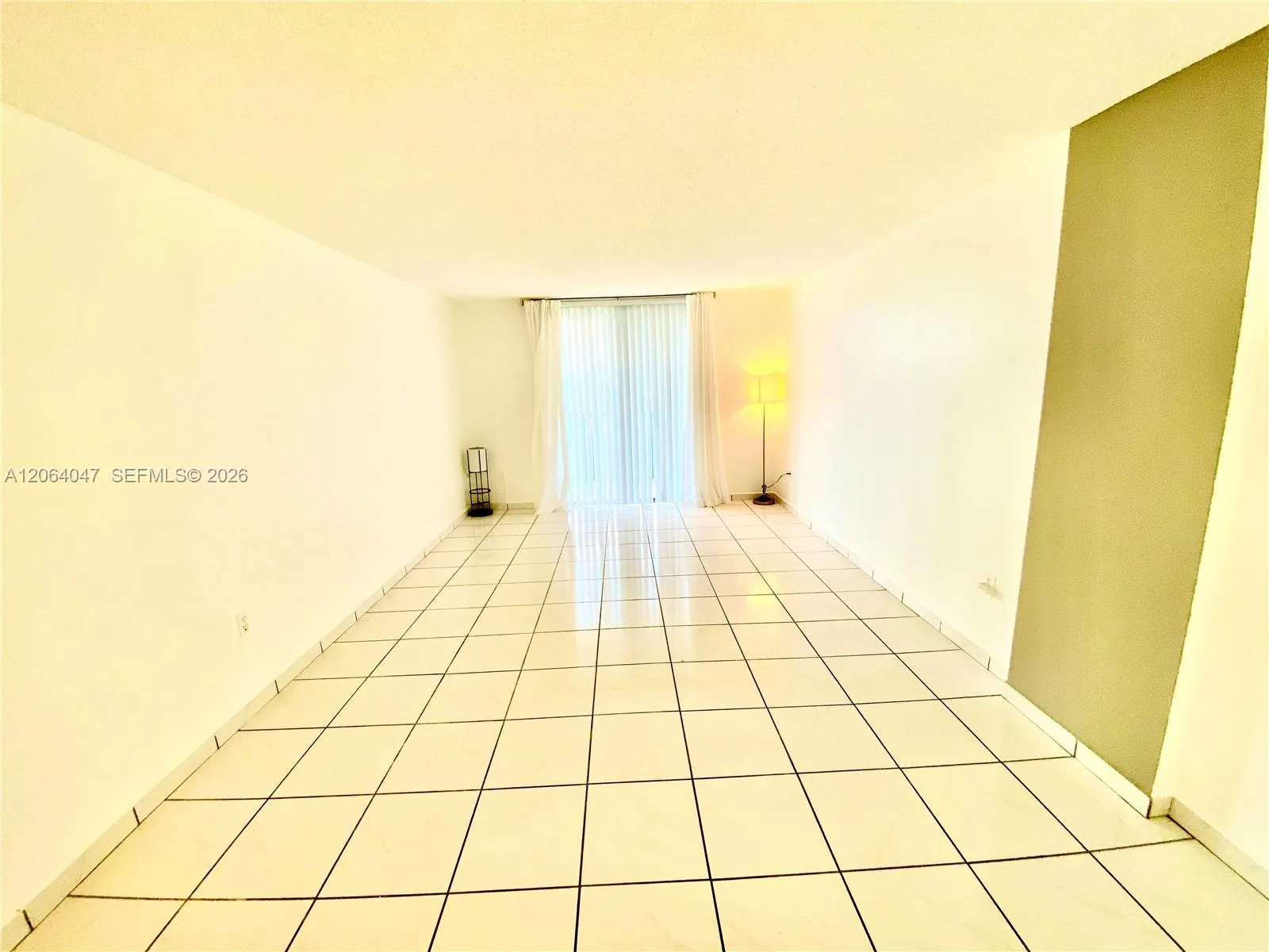 16950 DIXIE # A536, North Miami Beach, FL 33160 photo 2