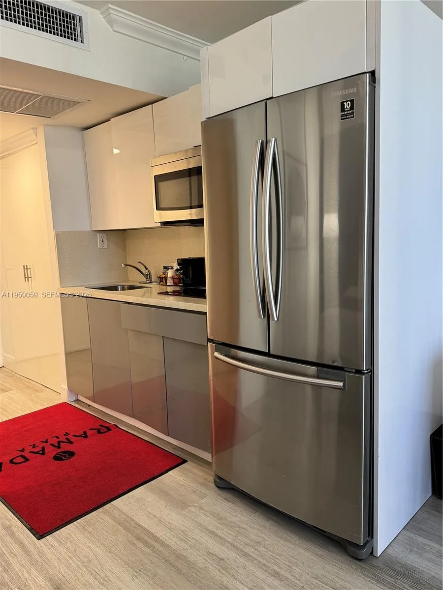 19201 Collins Ave # 1018, Sunny Isles Beach, FL 33160 photo 5