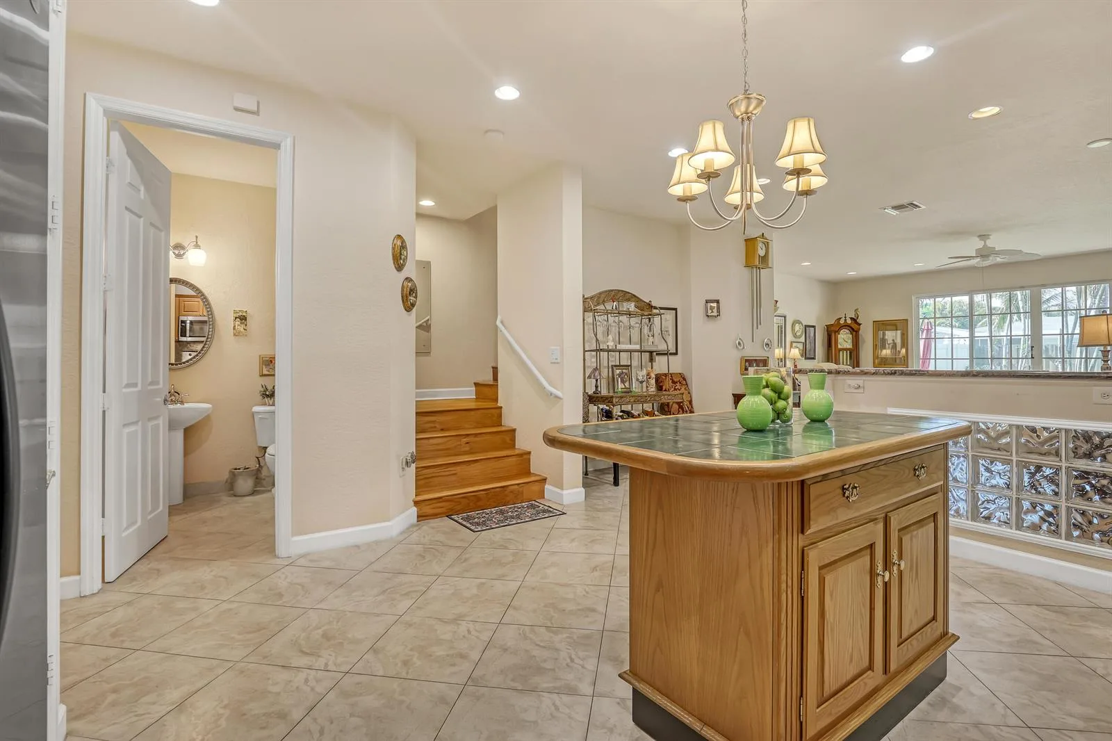 2560 NE 11th Street, Pompano Beach, FL 33062 photo 7