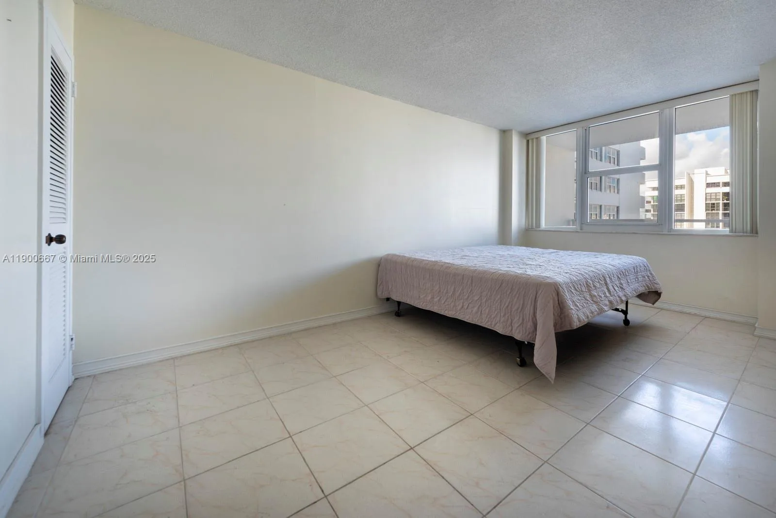 2030 S Ocean Dr # 1002, Hallandale Beach, FL 33009 photo 10