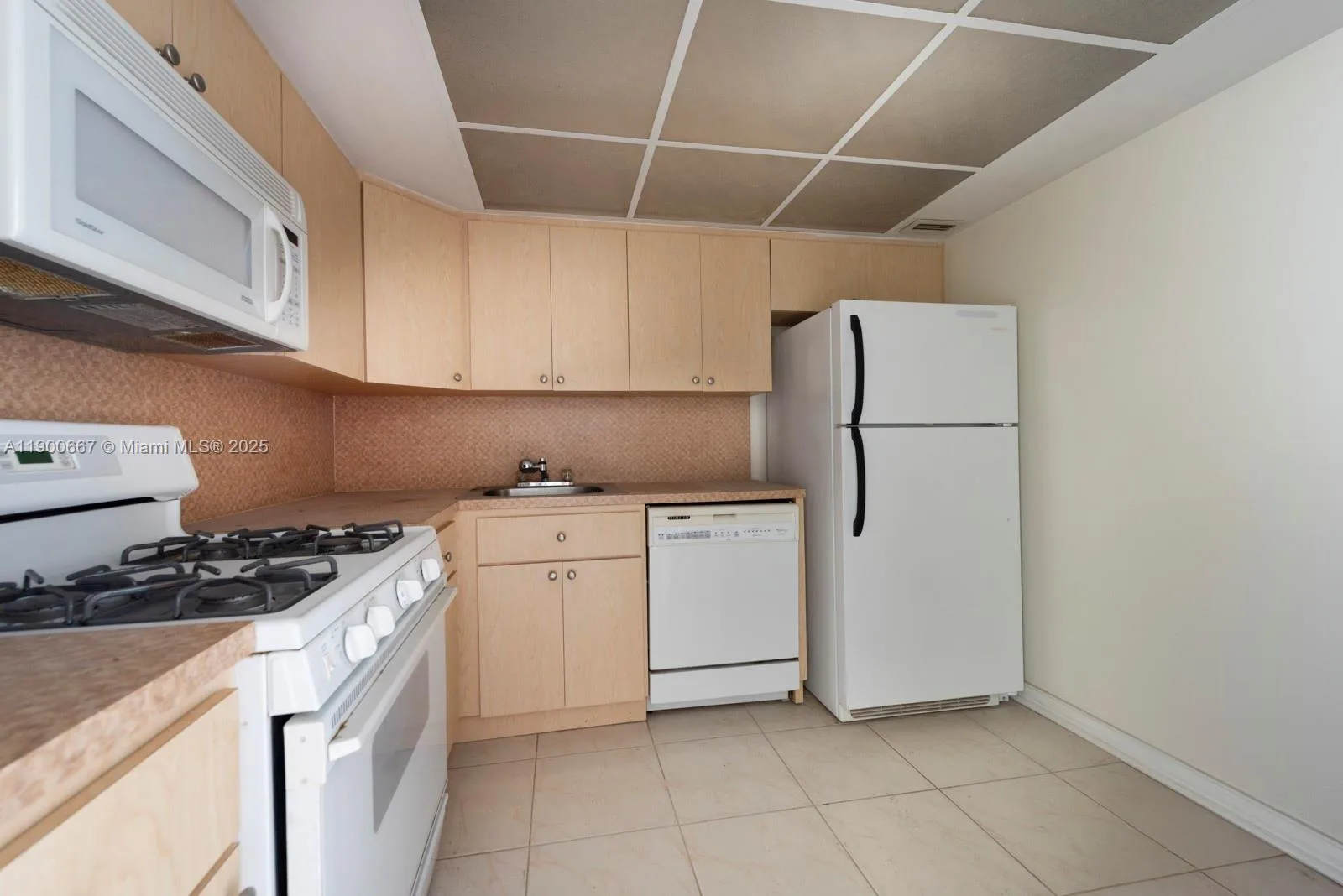 2030 S Ocean Dr # 1002, Hallandale Beach, FL 33009 photo 4
