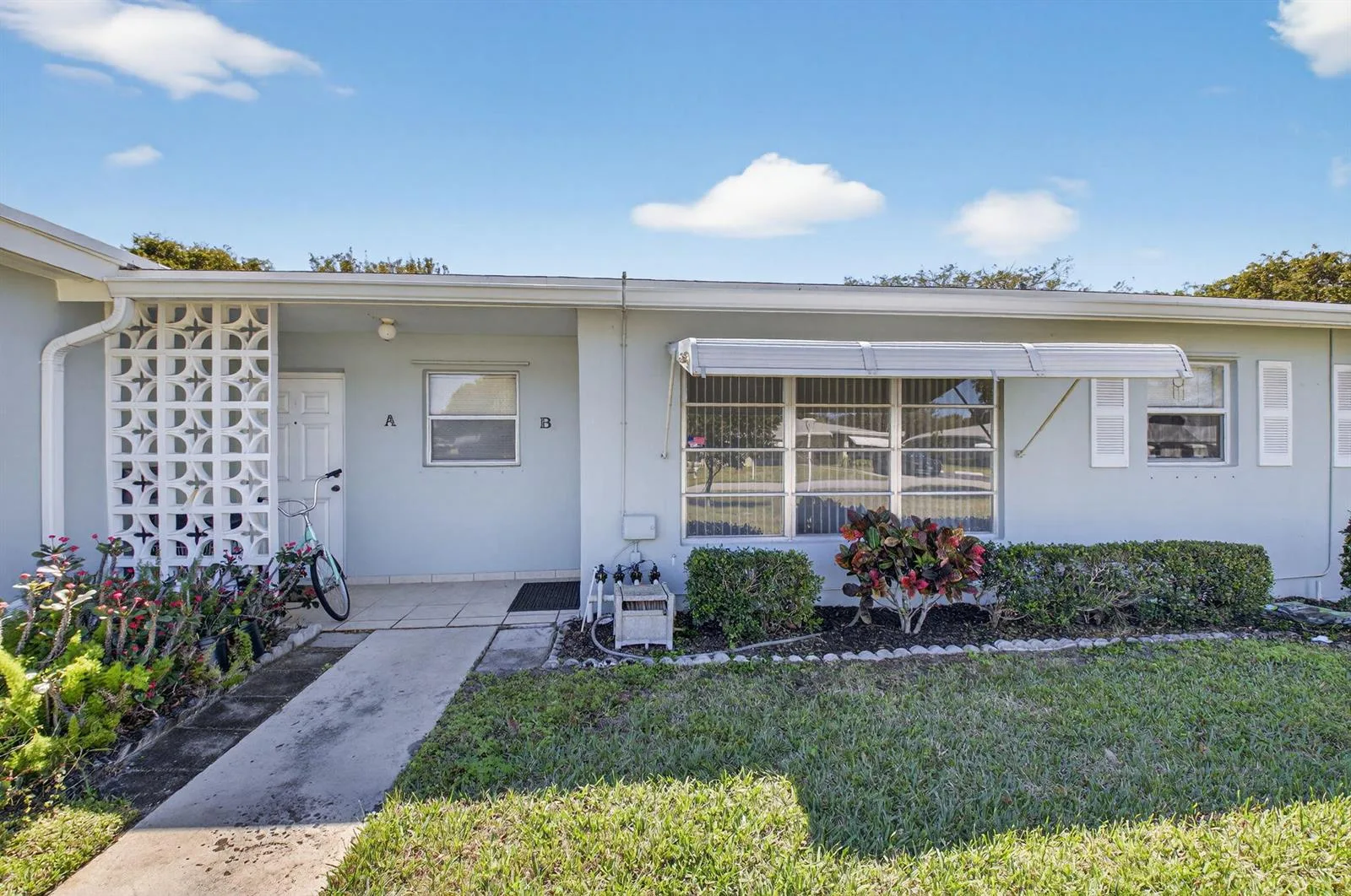 220 High Point Court E # B, Delray Beach, FL 33445