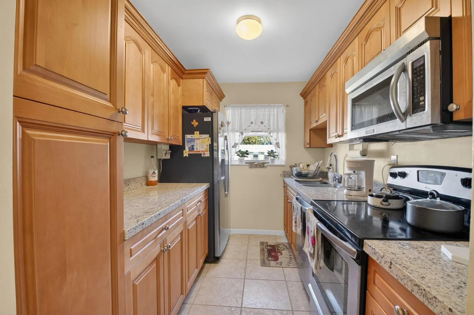 220 High Point Court E # B, Delray Beach, FL 33445 photo 4