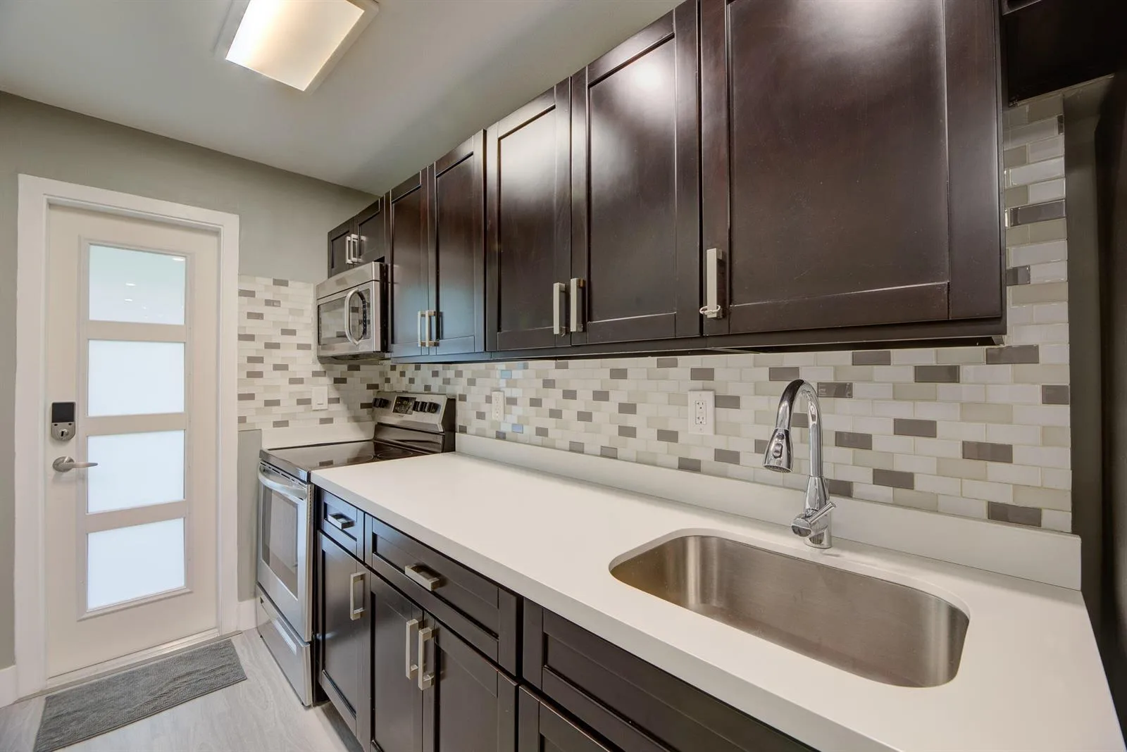 1425 NE 26th Drive # 1-2, Wilton Manors, FL 33334 photo 8