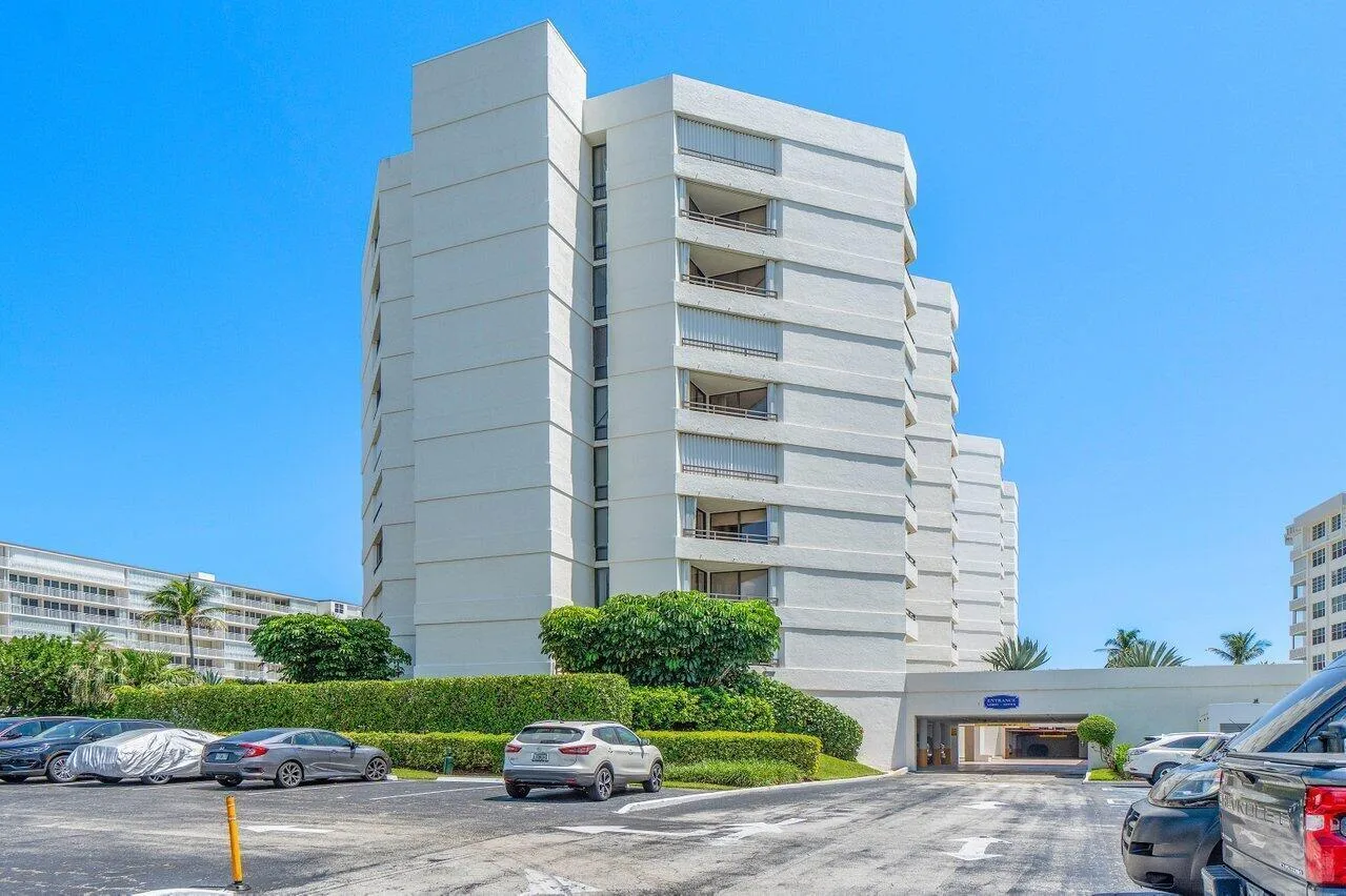 3560 S Ocean Boulevard # 809, South Palm Beach, FL 33480