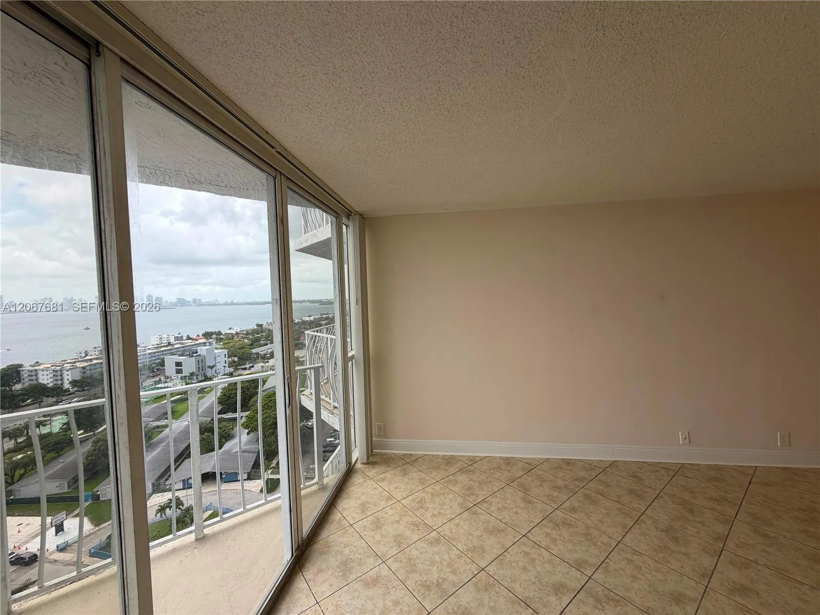 7601 E Treasure Dr # 2007, North Bay Village, FL 33141 photo 10