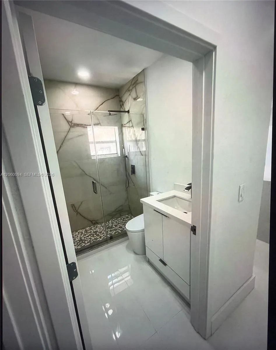 1870 NW 5th St # 1, Miami, FL 33125 photo 6