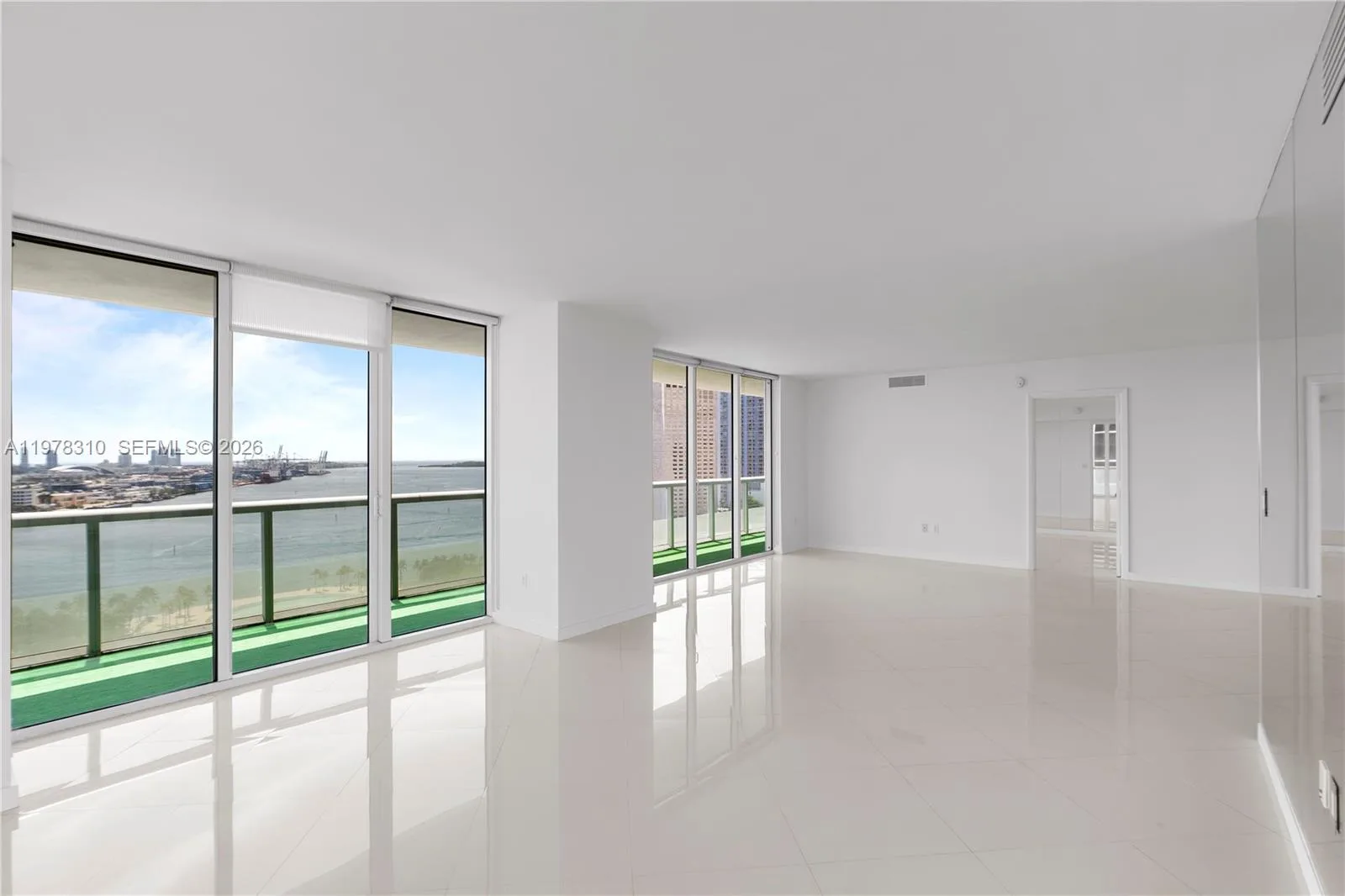 50 Biscayne Blvd # 1902, Miami, FL 33132 photo 10