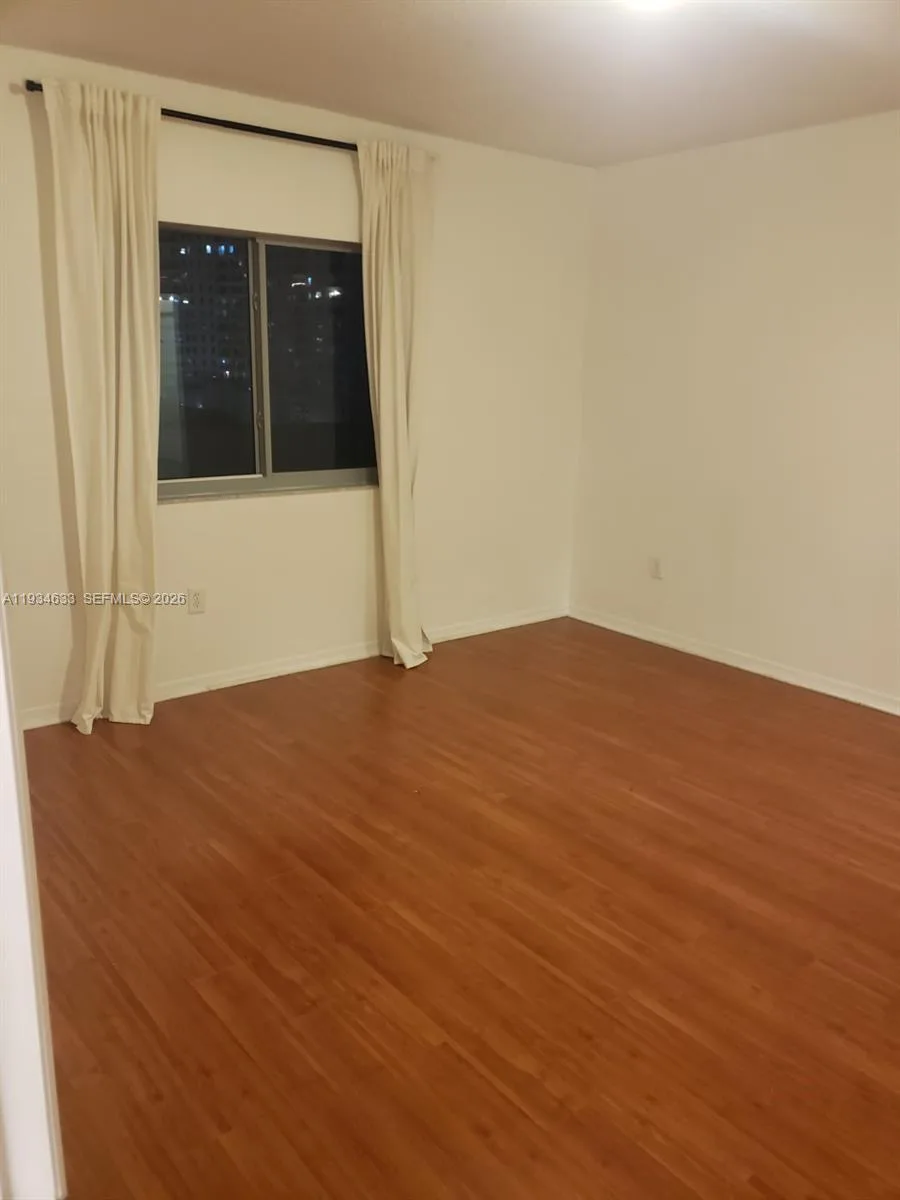 36 NW 6th Ave # 906, Miami, FL 33128 photo 8