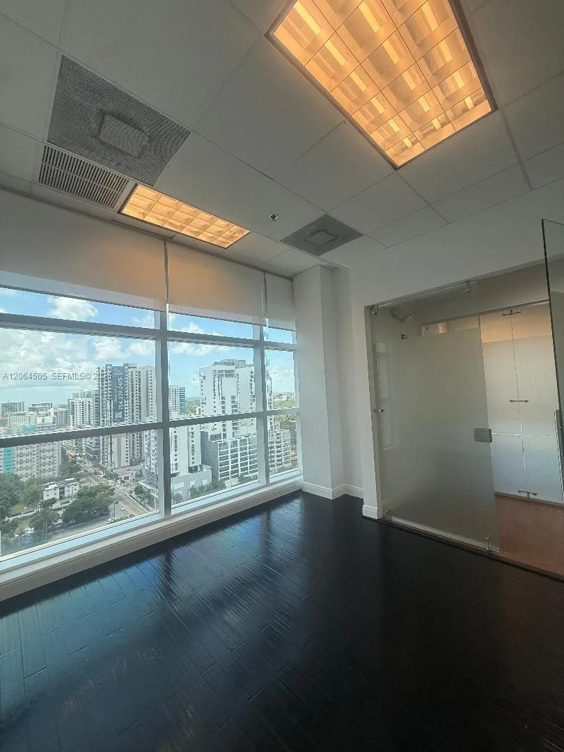 175 SW 7th St # 1912, Miami, FL 33130 photo 11