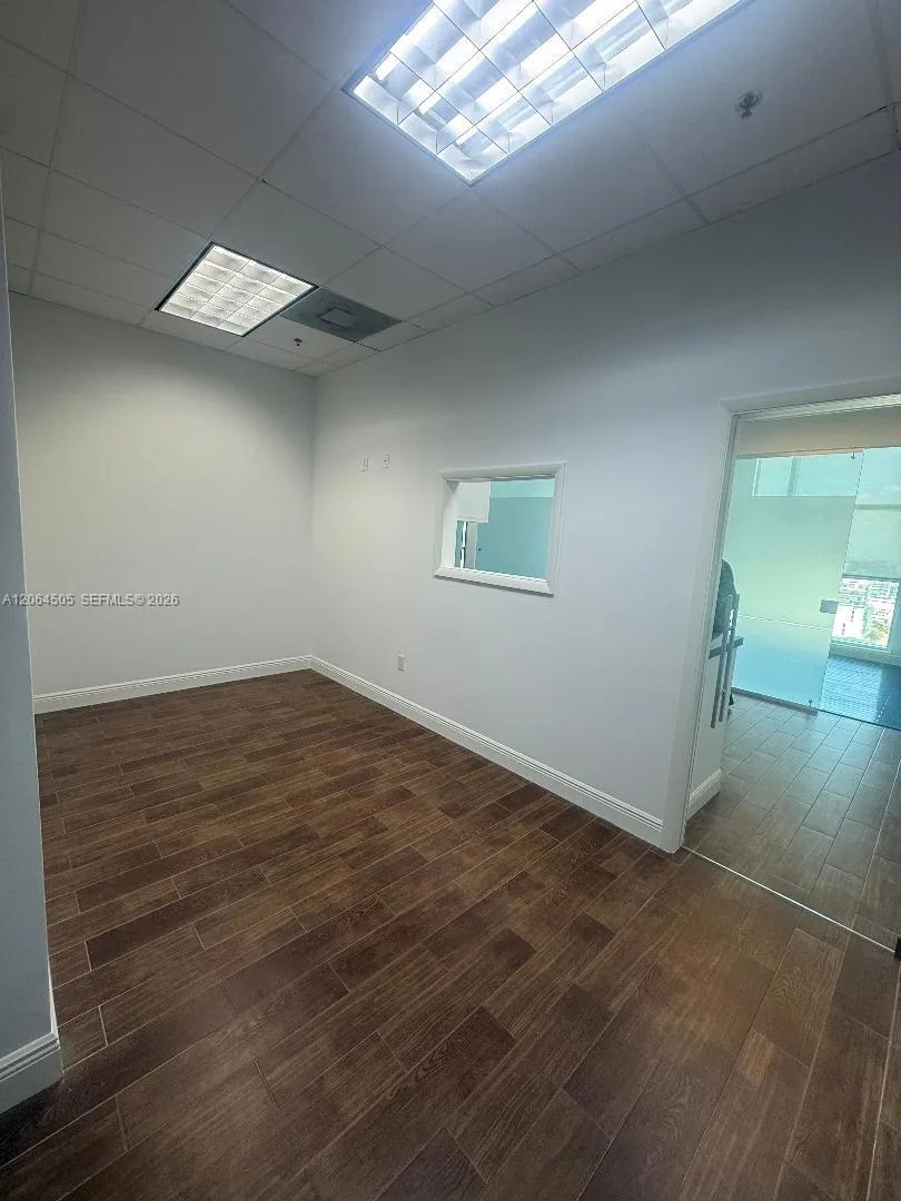 175 SW 7th St # 1912, Miami, FL 33130 photo 13