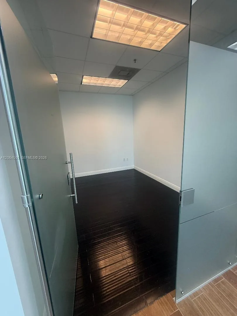 175 SW 7th St # 1912, Miami, FL 33130 photo 9