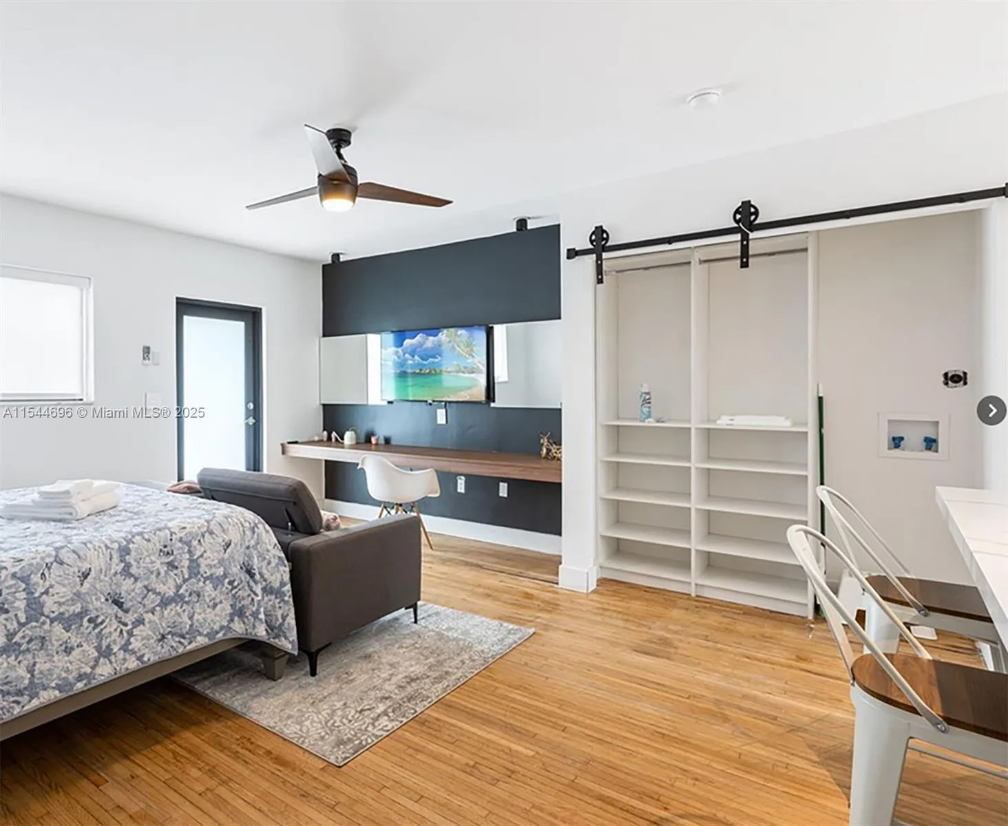 740 SW 9th St # 2, Miami, FL 33130 photo 3