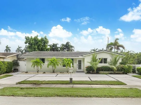 1250 Arthur Street, Hollywood, FL 33019