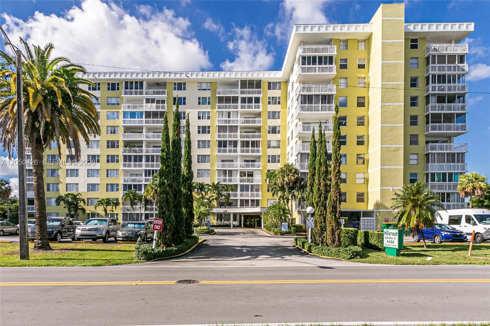 4400 Hillcrest Dr # 308A, Hollywood, FL 33021 photo 12