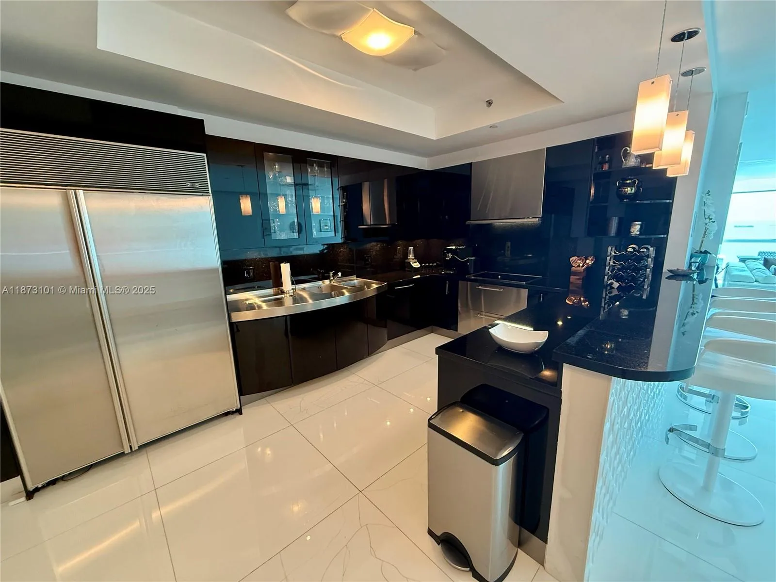 100 S Pointe Dr # 3105, Miami Beach, FL 33139 photo 5